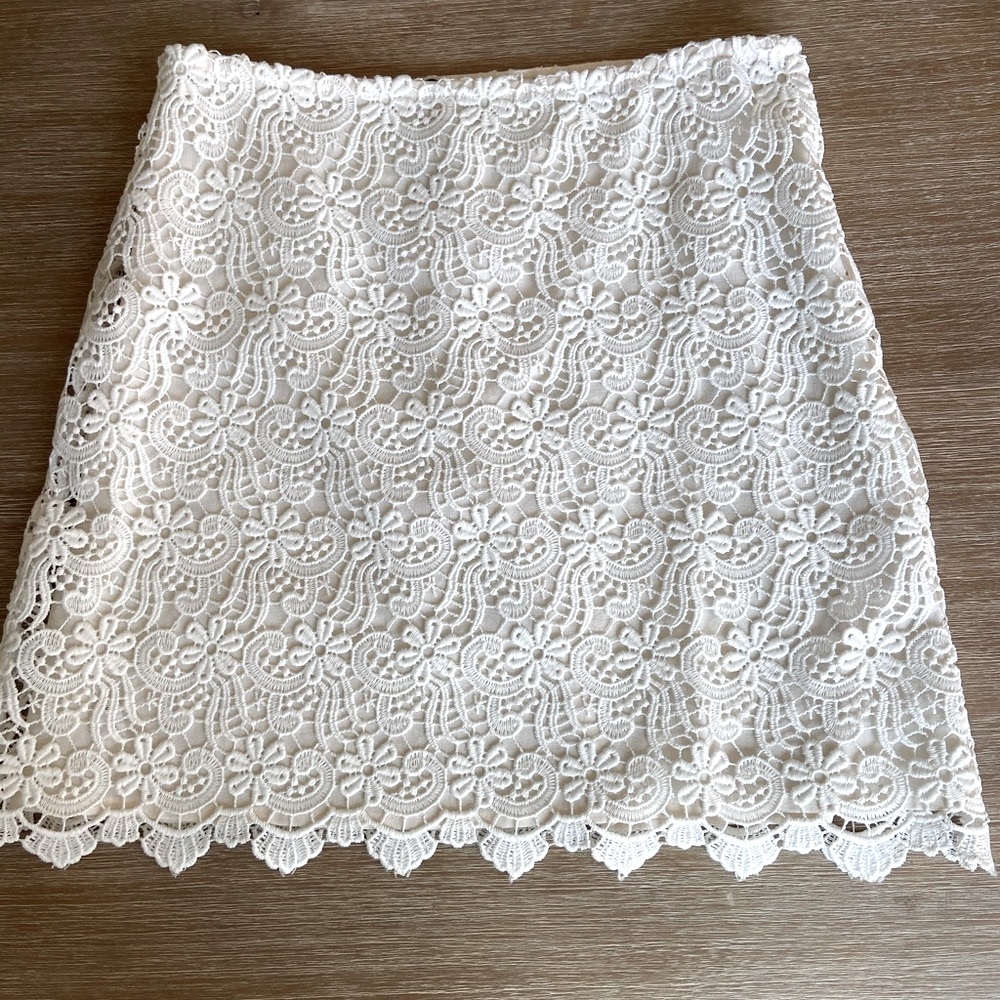 Zara White Lace Mini Skirt XS
